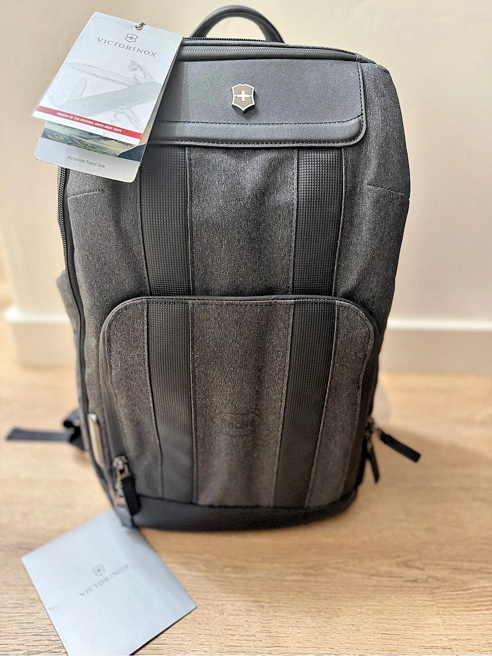 Victorinox Architecture Urban2 City Backpack Gray Black NWT 17L Laptop 611955